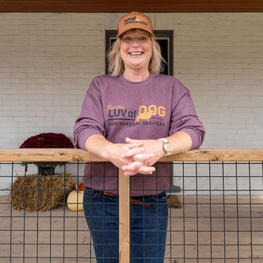 Contact For the LUV of DOG boarding services